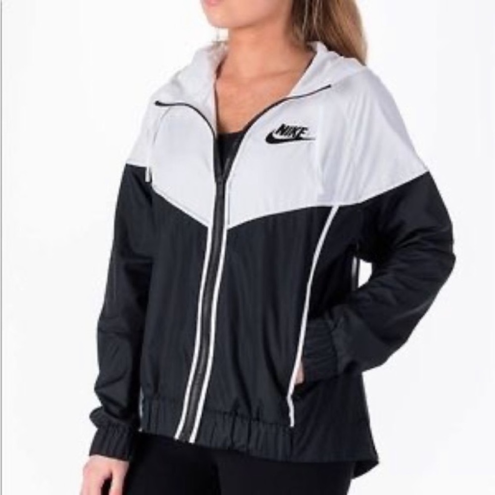 NIKE | Windrunner running jacket